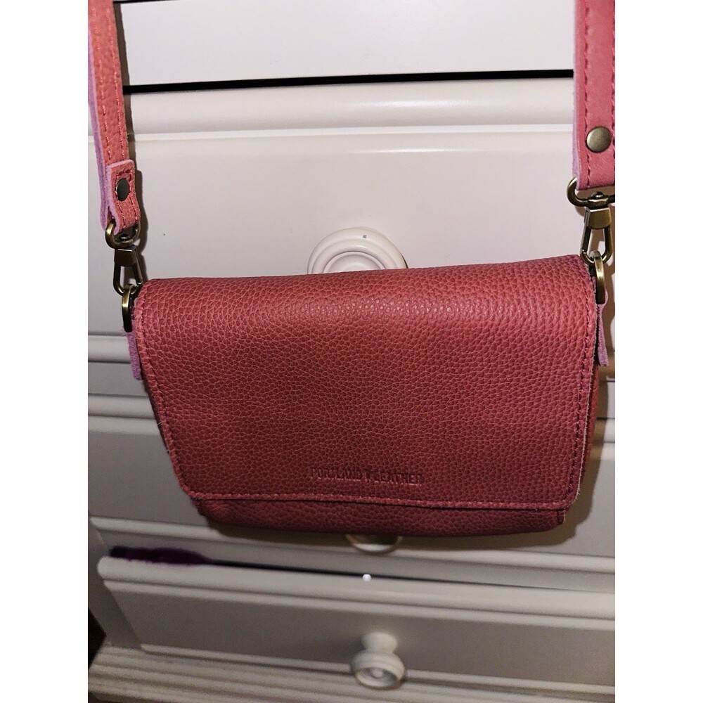 Portland Leather Goods Metro Mini Crossbody Watermelon (Coral/Pink) EUC Pebbly